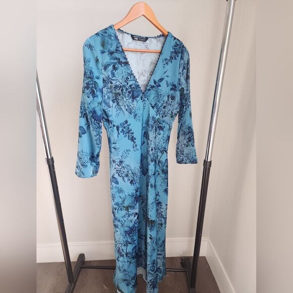 Zara Blue Floral Dress - Picture 4 of 6